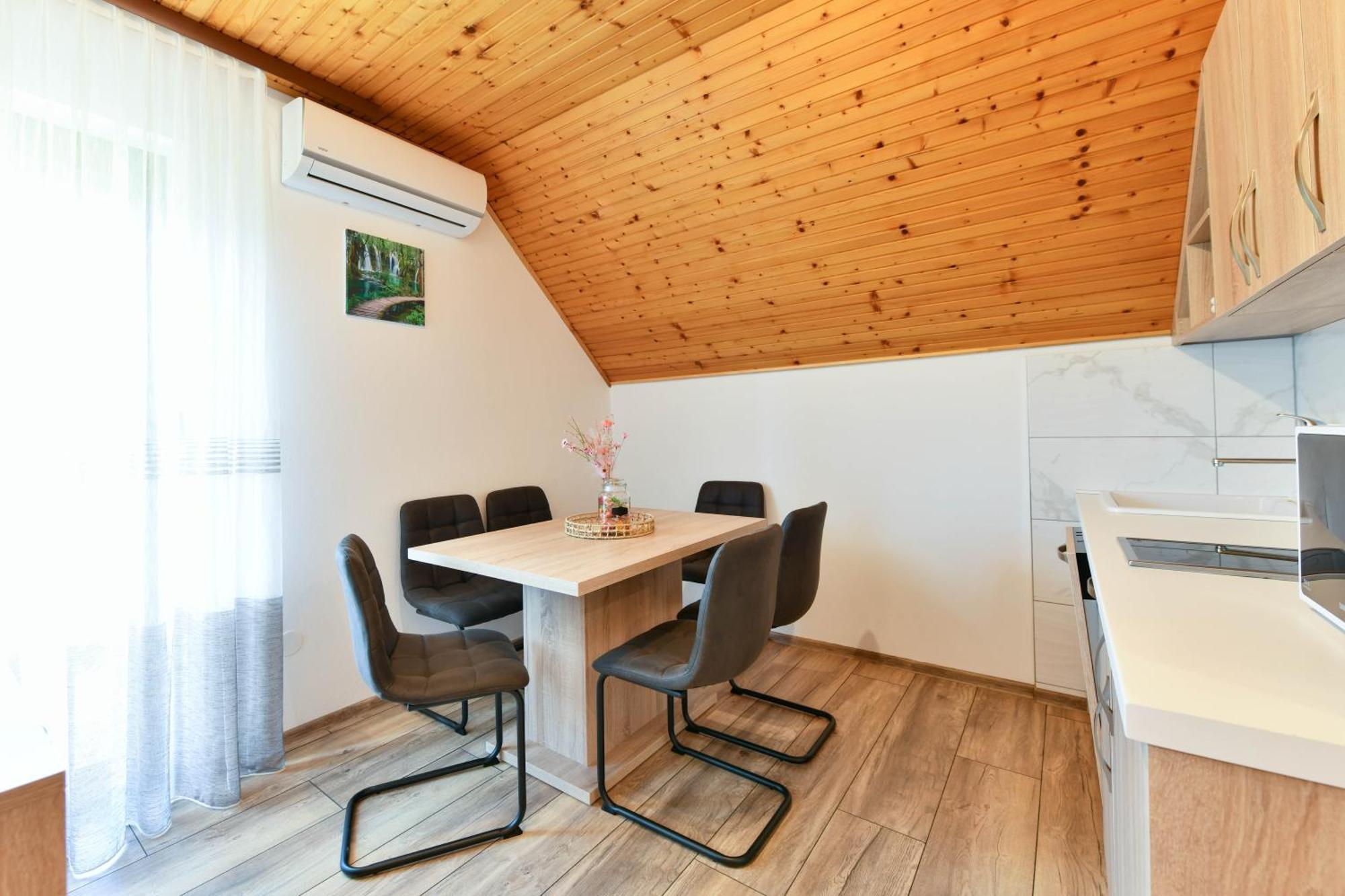 Apartment & Rooms Luketic Rastovača Εξωτερικό φωτογραφία