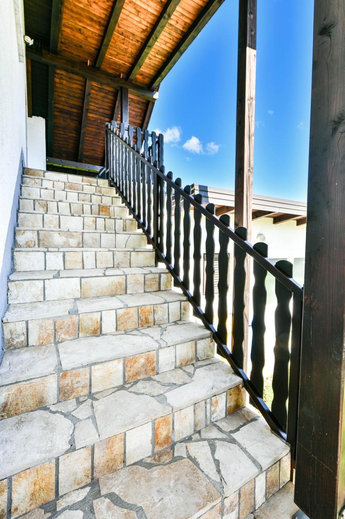 Apartment & Rooms Luketic Rastovača Εξωτερικό φωτογραφία