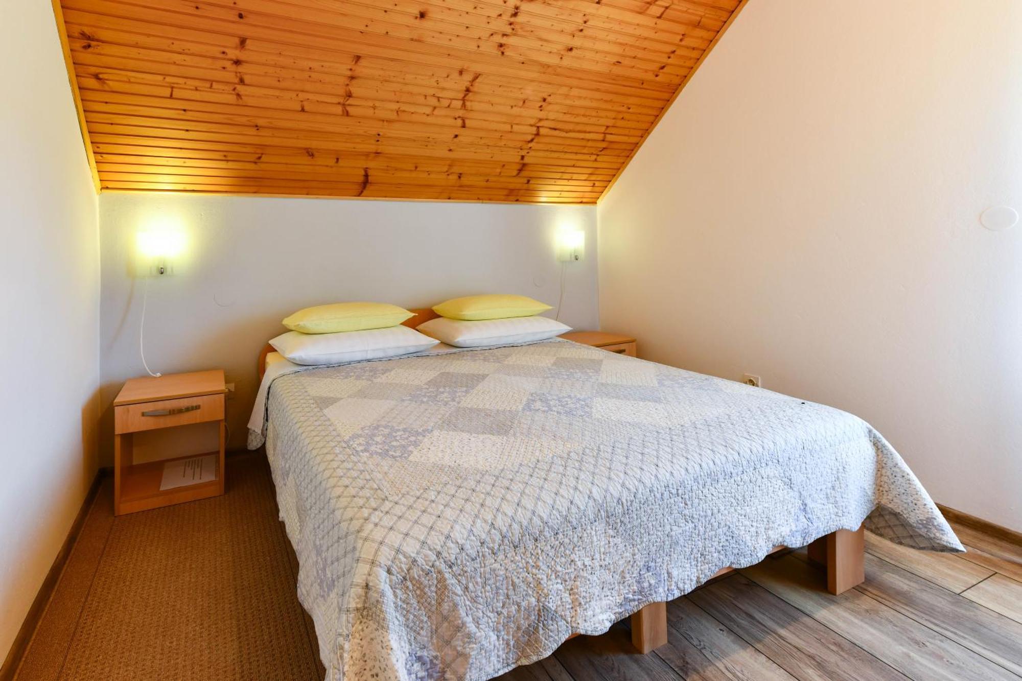 Apartment & Rooms Luketic Rastovača Εξωτερικό φωτογραφία